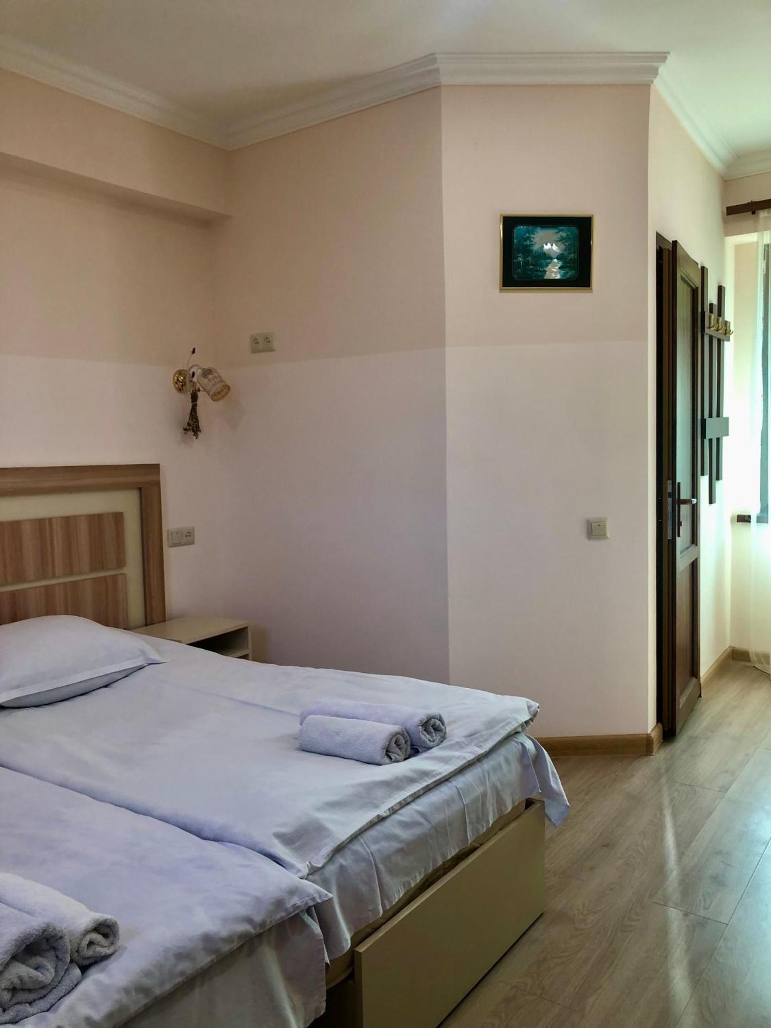 Guest House Anahit Ijevan Esterno foto